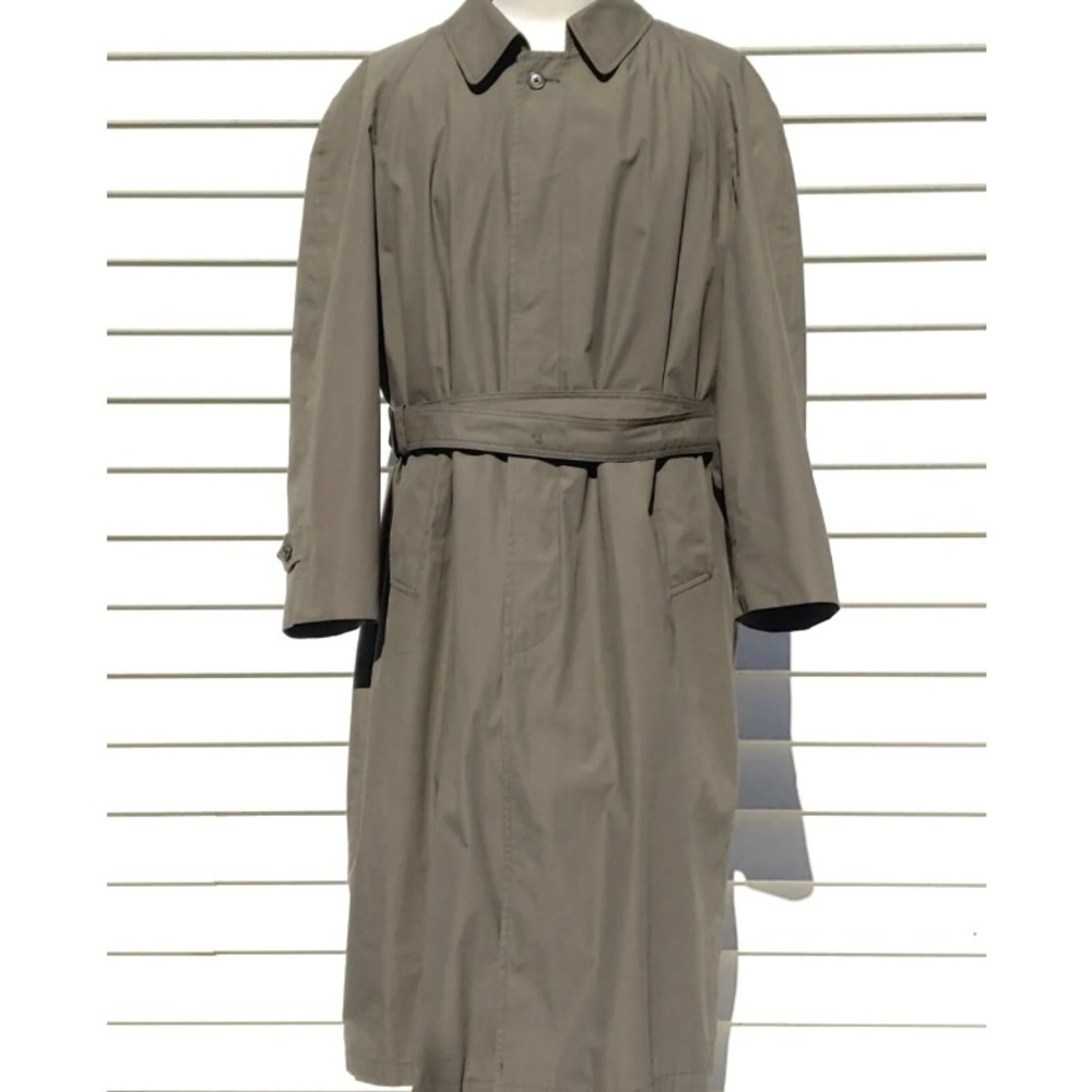 CHRISTIAN DIOR Le Connaisseur Vintage Trench Coat, Tan/Navy Lining - Picture 4 of 10